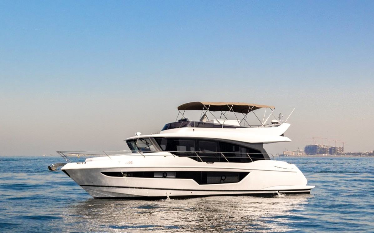 Sky Walker Fly X53 Sport for charter