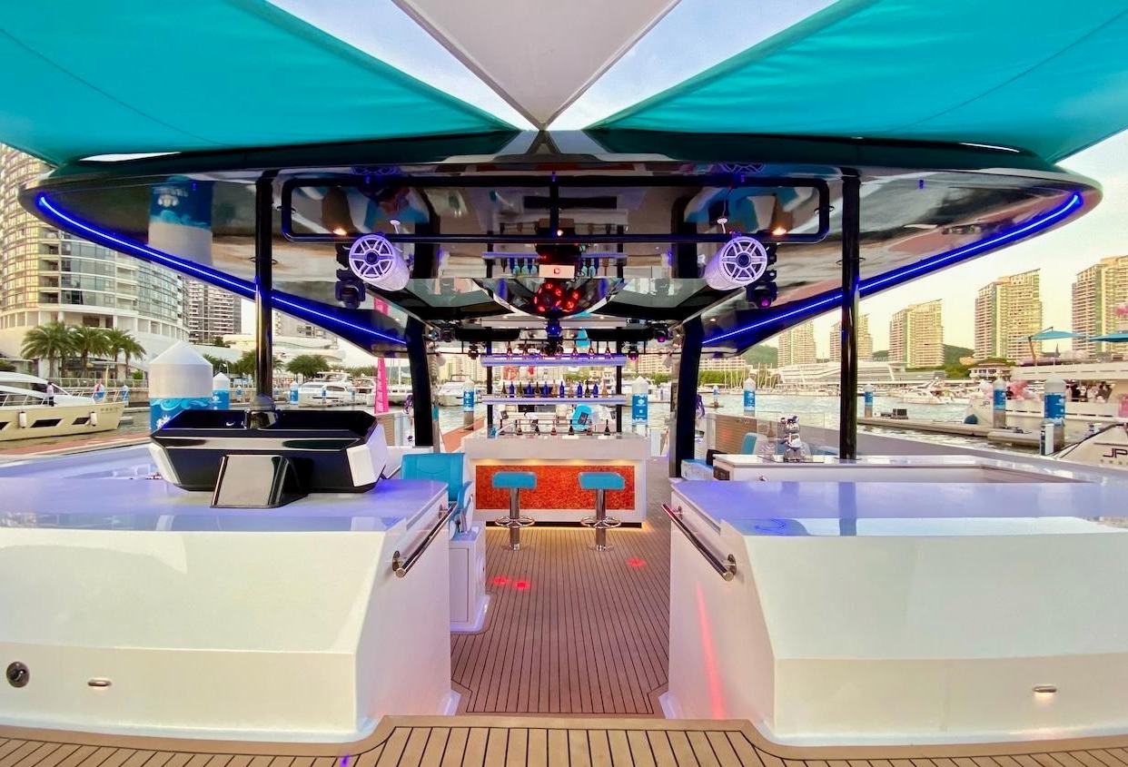 Catamaran Ozone, photo 10