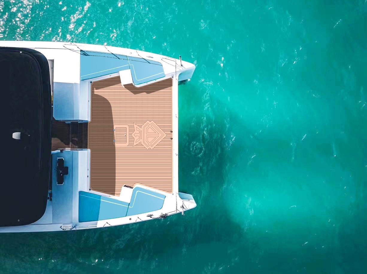 Catamaran Ozone, photo 6